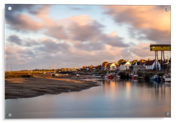 Evening light, Wells-Next-The-Sea Acrylic by Robert Geldard