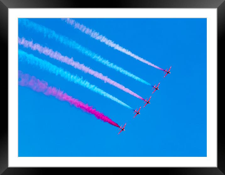 red 5 Framed Mounted Print by sean clifford
