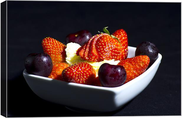Strawberries and Clotted Cream Canvas Print by Brian Roscorla