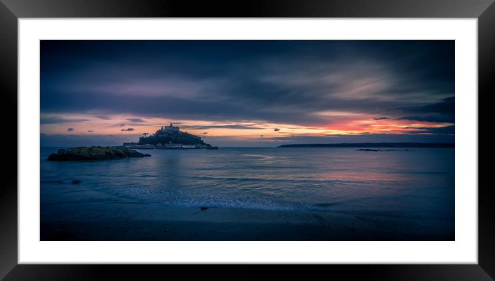 st michaels mount at sunset Framed Mounted Print by craig parkes