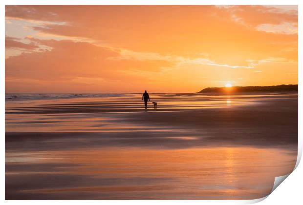 Bamburgh beach sunrise Print by Tony Higginson