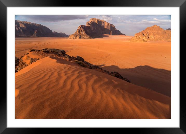 Wadi Rum Jordan Framed Mounted Print by peter schickert