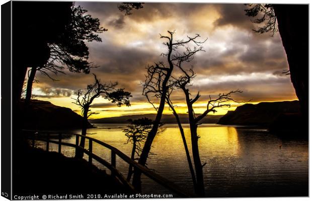 Sunrise silhouette from the 'Lump' footpath #2 Canvas Print by Richard Smith