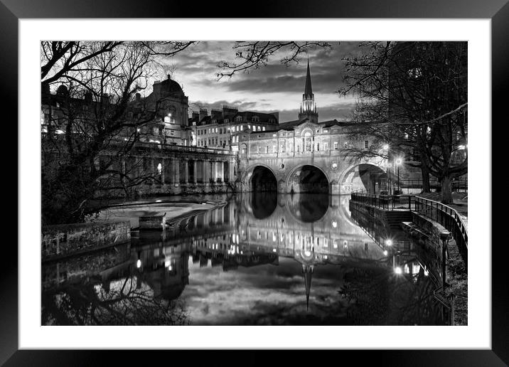 Pulteney Bridge and River Avon in Bath             Framed Mounted Print by Darren Galpin