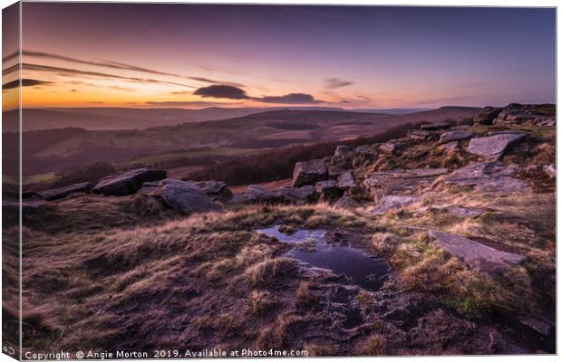 Last Light on Stanage Edge Canvas Print by Angie Morton