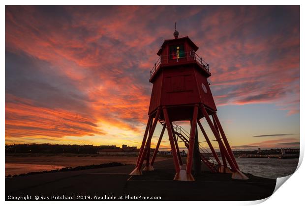 Herd Lighthouse at Sunset Print by Ray Pritchard