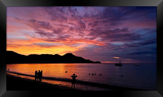 Costa Rica Sunset Framed Print by mark humpage
