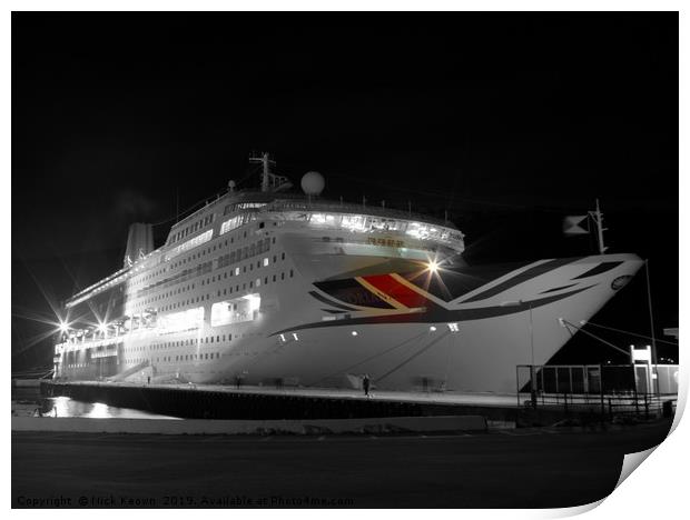 P&O Cruise Ship Oriana  Print by Nick Keown