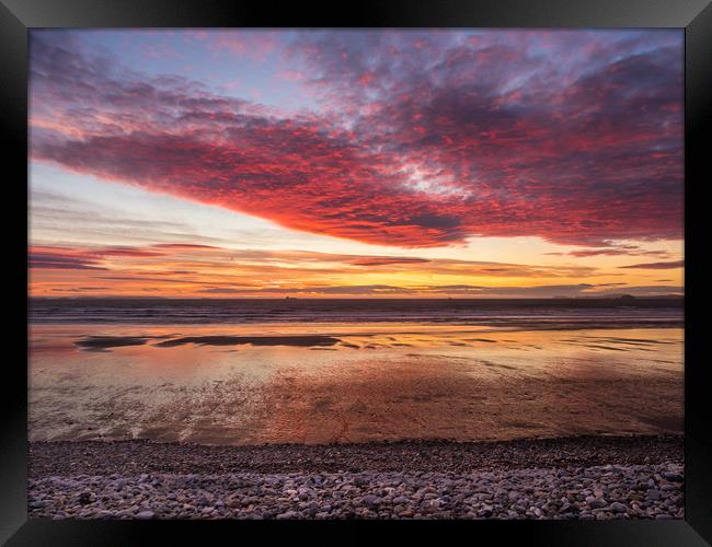Glorious Sunset at Newgale. Framed Print by Colin Allen