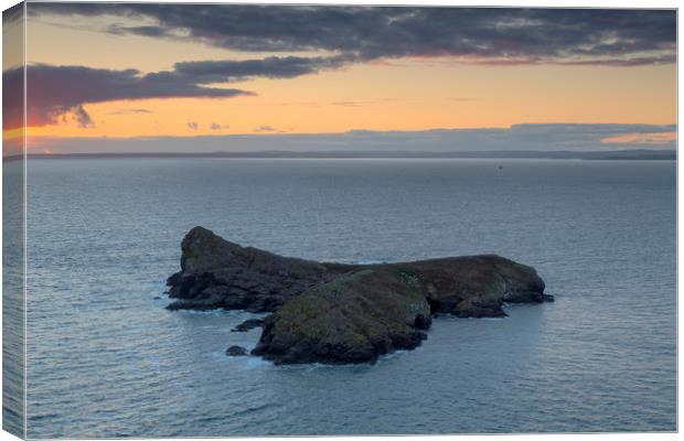 Sunset Mullion Island Canvas Print by CHRIS BARNARD