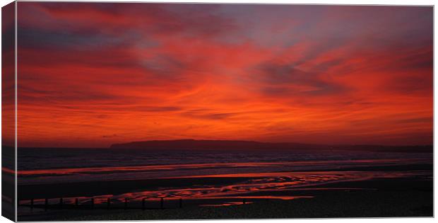 Camber Sands Sunset Canvas Print by Liam Kearney