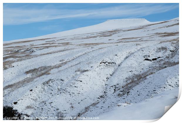 Brecon Beacons covered in snow Print by Andrew Bartlett
