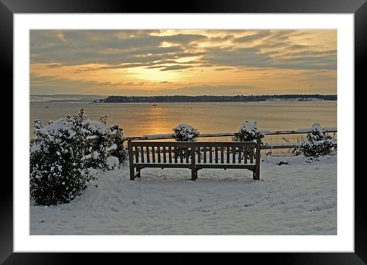 A Winter's Seat Framed Mounted Print by Ray Lewis