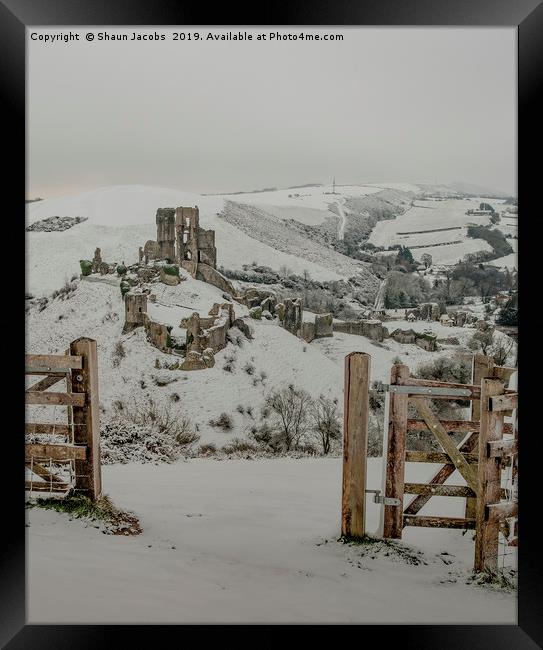 Winters gateway to Corfe Castle  Framed Print by Shaun Jacobs