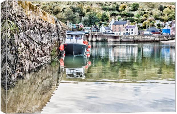 Stonehaven Canvas Print by Valerie Paterson