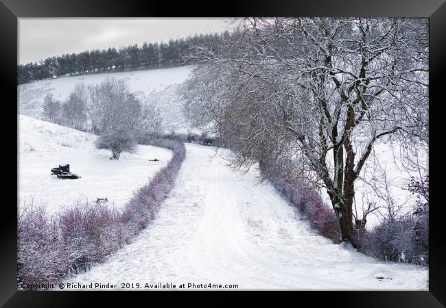 Yorkshire Wolds Road in Winter. Framed Print by Richard Pinder