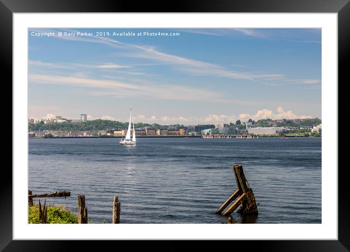 sail boat, sailing on Cardiff Bay  Framed Mounted Print by Gary Parker