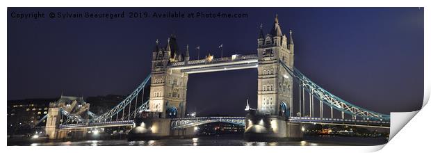 Panoramic London Tower Bridge at night Print by Sylvain Beauregard