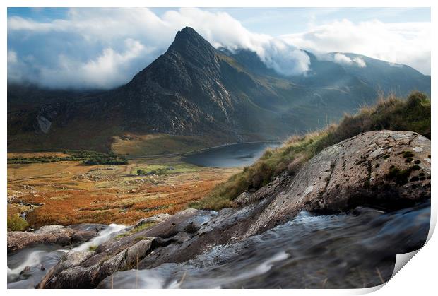 Towards Tryfan Print by carl barbour canvas