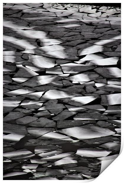 Ice break up on Lochan na gaire, Lochnagar, Aberde Print by alan todd