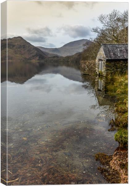 Boathouse reflection Canvas Print by Jonathon barnett