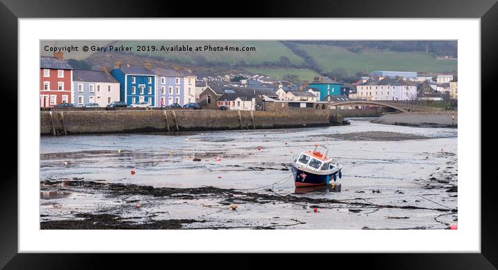 A single boat, in Aberaeron harbour, Wales Framed Mounted Print by Gary Parker