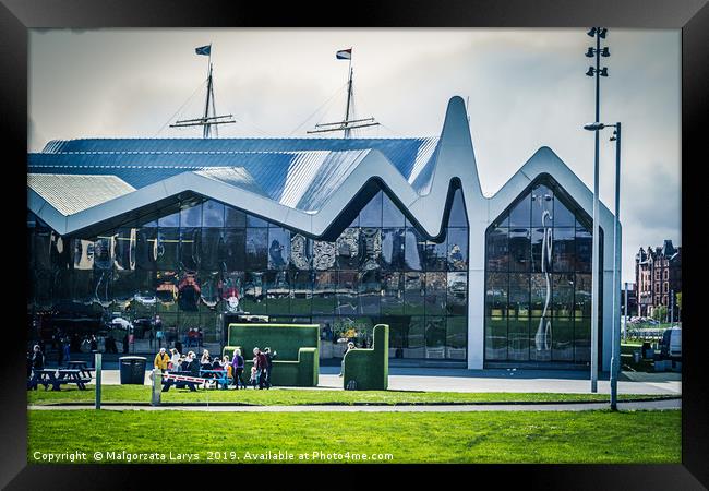 Glasgow, Scotland The Riverside Museum, Museum of  Framed Print by Malgorzata Larys