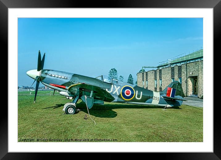 Supermarine Spitfire F.21 LA255 JX-U Framed Mounted Print by Colin Smedley