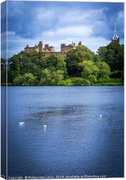 St. Michael's Church and Linlithgow Palace in Linl Canvas Print by Malgorzata Larys