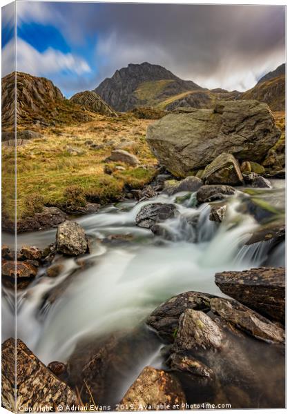 Tryfan Mountain north Wales Canvas Print by Adrian Evans