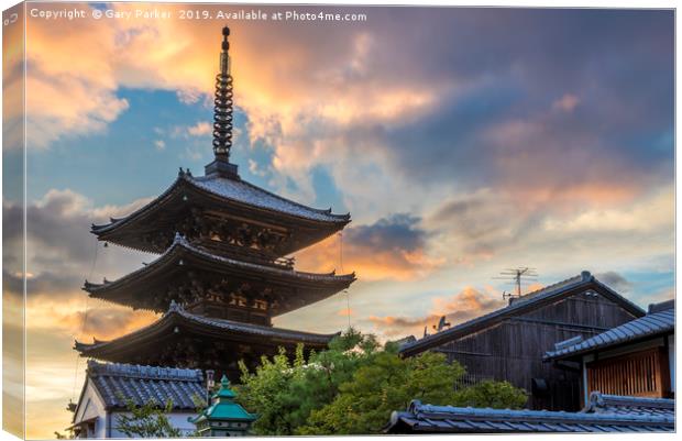 A Japanese pagoda, in Kyoto  Canvas Print by Gary Parker