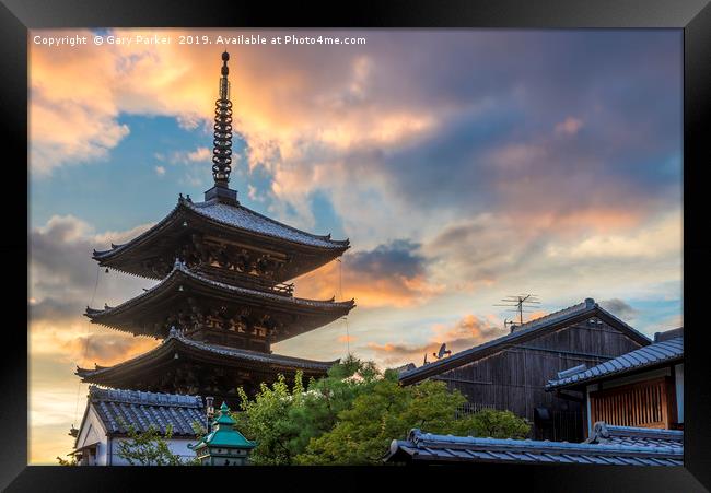 A Japanese pagoda, in Kyoto  Framed Print by Gary Parker