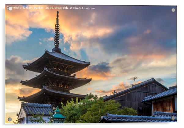 A Japanese pagoda, in Kyoto  Acrylic by Gary Parker