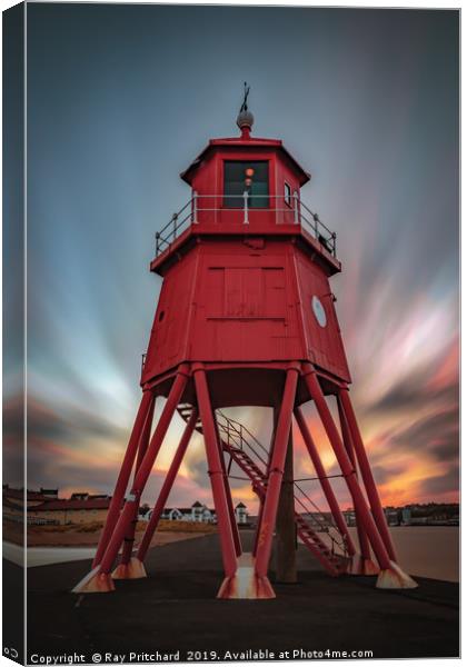 Herd Lighthouse Canvas Print by Ray Pritchard