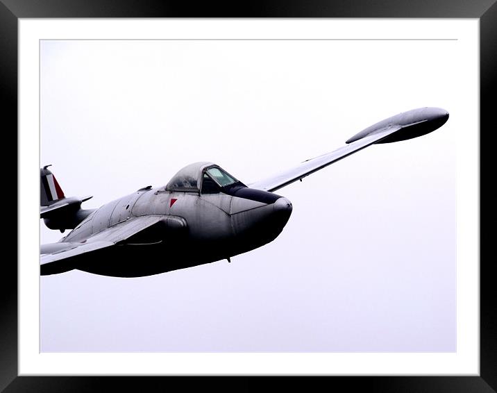 De Havilland Venom,Wantage,Plane,Sky,History, Framed Mounted Print by Nigel G Owen