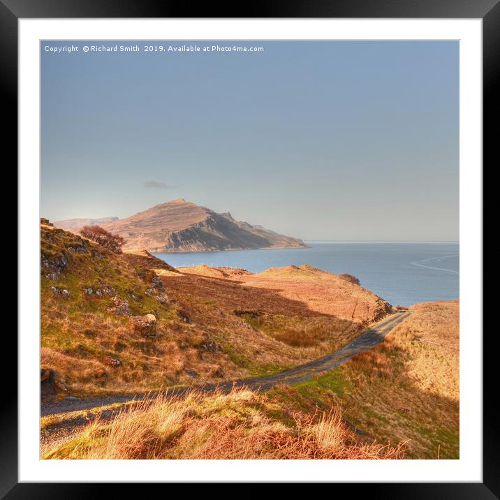 A coastal track leading up to a house Framed Mounted Print by Richard Smith
