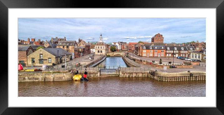 Purfleet Quay and the old customs house Framed Mounted Print by Gary Pearson