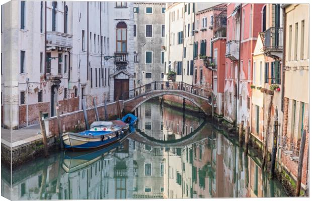 Venice Canal Canvas Print by Graham Custance