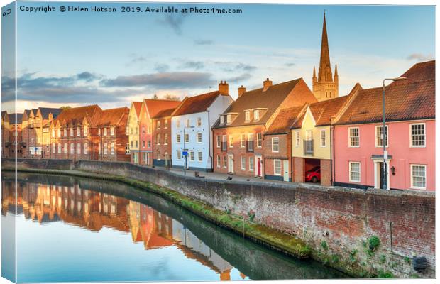 Town Houses in Norwich Canvas Print by Helen Hotson