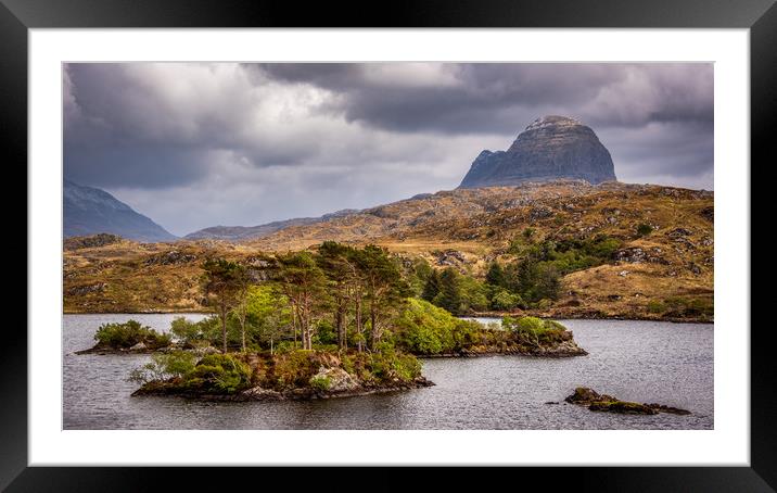 Suilven, the lonely mountain Framed Mounted Print by George Robertson