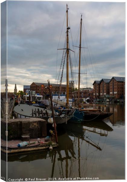 Gloucester Docks looking towards Glucester Cathedr Canvas Print by Paul Brewer