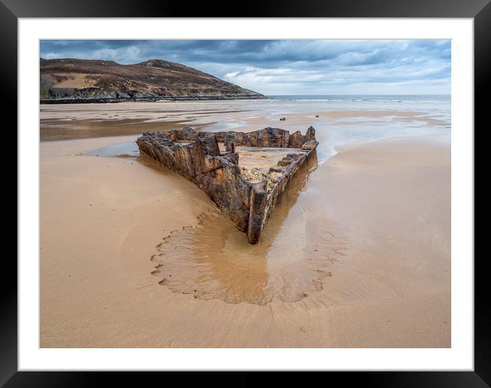 Ship wreck on Bettyhill beach Framed Mounted Print by George Robertson