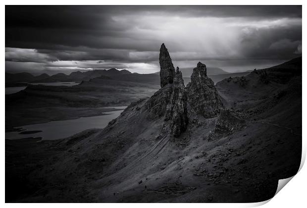 The Old Man of Storr Print by Ian Hufton