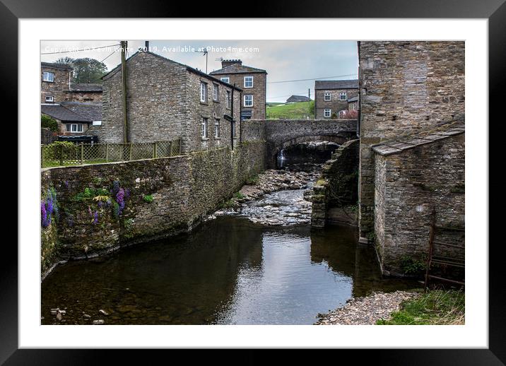 Hawes old village Framed Mounted Print by Kevin White