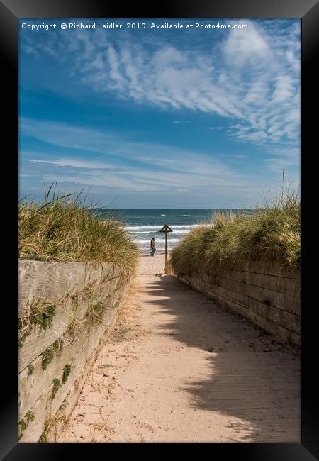 Down to the Beach Framed Print by Richard Laidler