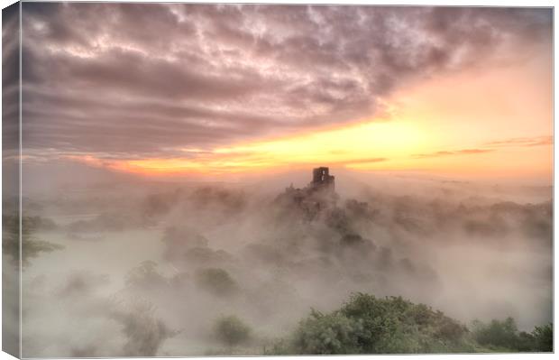 Corfe Castle in the morning Mist Canvas Print by daniel allen