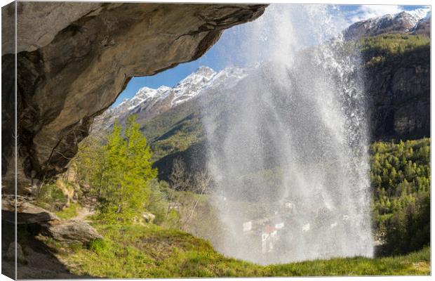 Through the flow Canvas Print by Paolo Seimandi