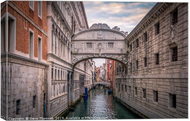 Venice - Bridge of Sighs Canvas Print by Steve Thomson