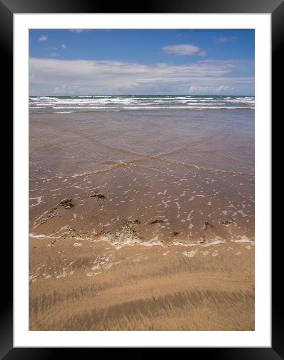 Westward Ho beach with waves approaching the shor Framed Mounted Print by Tony Twyman