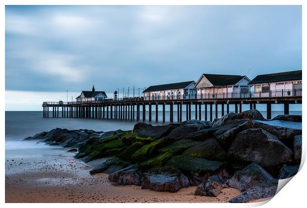Southwold Pier at sunrise Print by Robbie Spencer